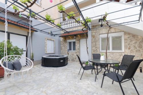 Apartment Maja with Jacuzzi – Photos 3