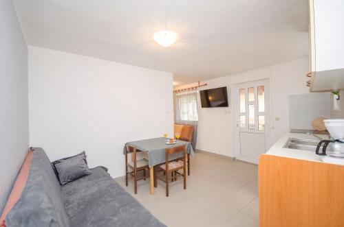 Apartments Up and Down – Photos 3