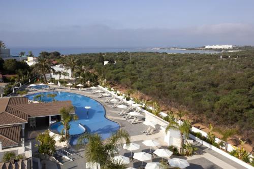 
Vista de la piscina de Christofinia Hotel o alrededores
