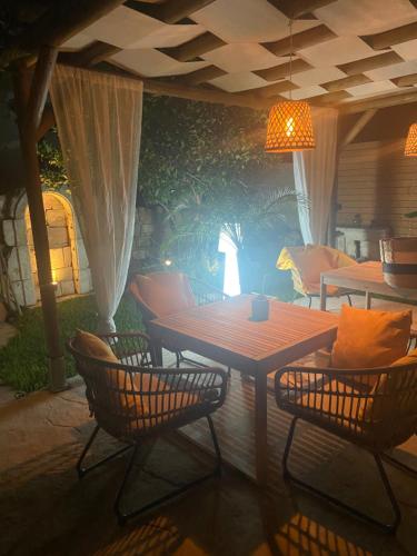 Ein Sitzbereich in der Unterkunft Elegant rooms