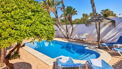 Chalet La Raya Conil de la Frontera by Ruralidays