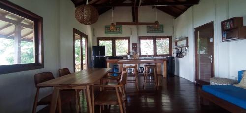 Fotografie z fotogalerie ubytování Maluk House 2 bedrooms v destinaci Taliwang