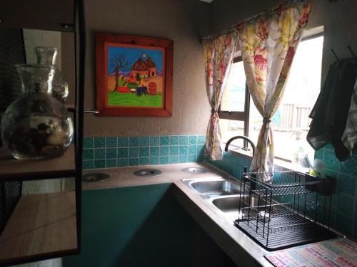 Кухня или мини-кухня в 4609 Ratel
