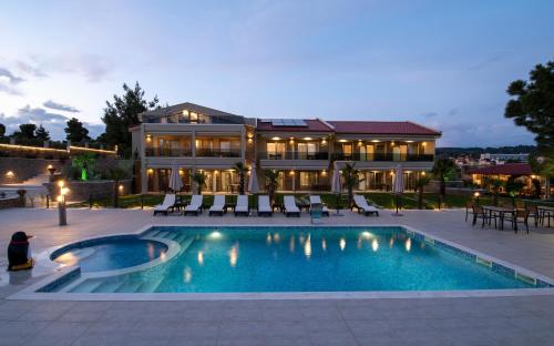 Πισίνα στο ή κοντά στο Villa Sara