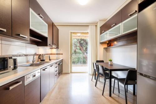 Captivating 2BR Apartment in Chalandri by UPSTREET