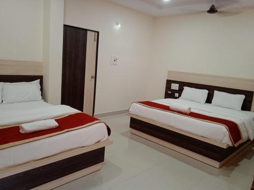 Φωτογραφία από το άλμπουμ του SRI BHAVYARESIDENCY σε Bhadrachalam
