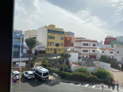 Το κτήριο όπου στεγάζεται  το διαμέρισμα