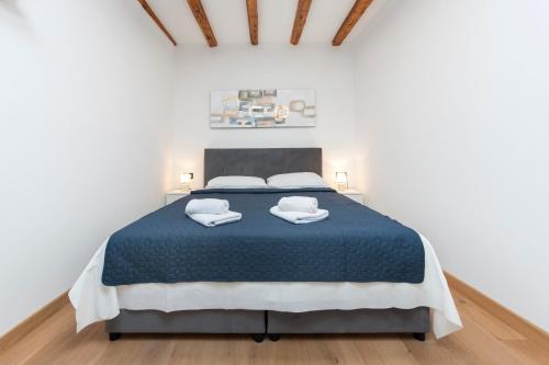 Comfort Studio Carera by Irundo