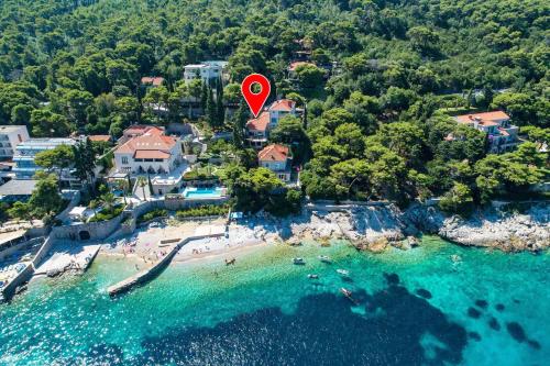 Piccola apartments - 50m from beach