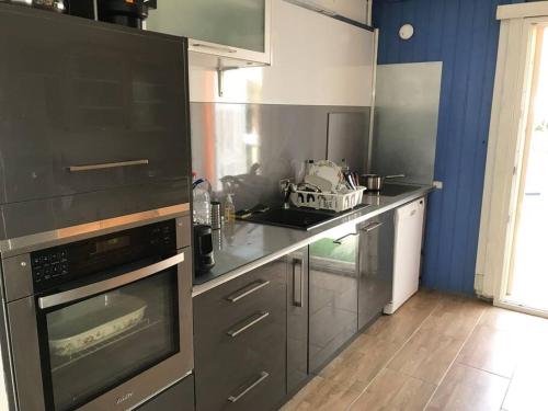 Photo de la galerie de l'établissement Villa dans la pinède, au calme à proximité du lac et des plages, jusqu'à 7 personnes, à Biscarrosse