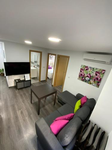 Reina Apartamentos