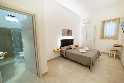 Et badeværelse på L’Arte di Vittorio Bed and Breakfast