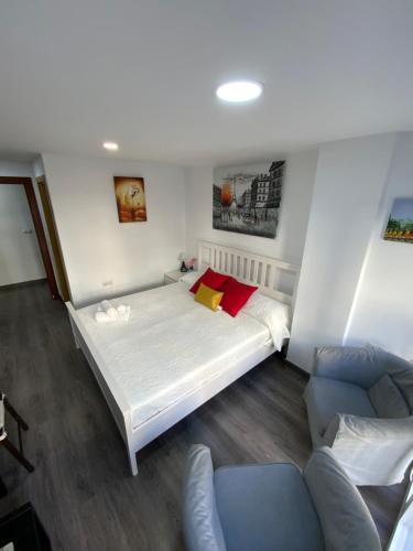 Reina Apartamentos