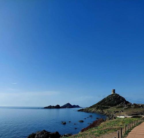 Fotografia z galérie ubytovania Superbe Appartement bord de mer aux sanguinaires v destinácii Ajaccio