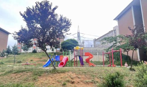 Aire de jeux pour enfants de l'établissement Yıldızlı small house