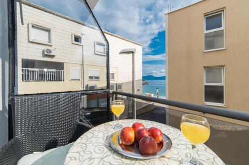 Apartments Mirna Center & Beach