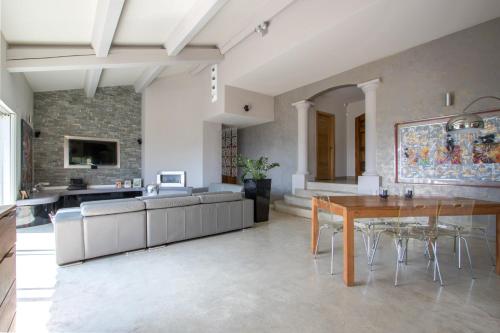Zdjęcie z galerii obiektu Villa luxe cote d’azur w mieście Solliès-Ville