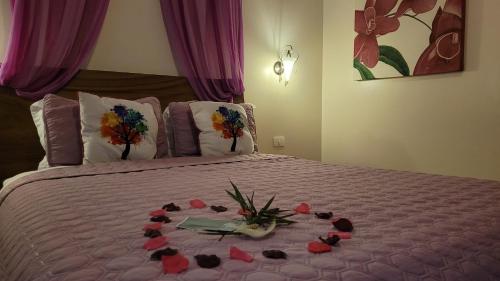 Postel nebo postele na pokoji v ubytování Tacacori EcoLodge