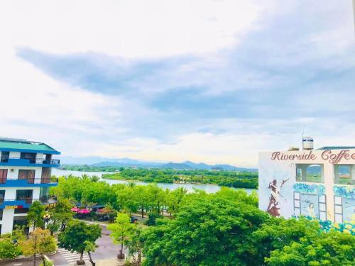 a view of the river from a building at MyTran Homestay-HauLoan in Quy Nhon