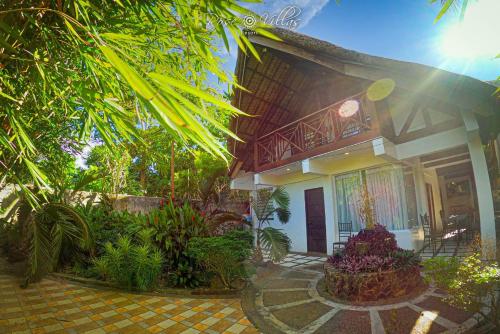 Gallery image of Rose Villas Resort in Lipa