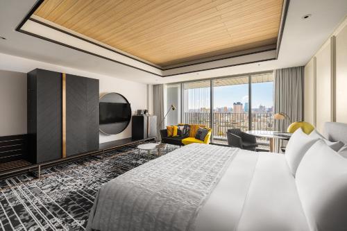 Katil atau katil-katil dalam bilik di Le Meridien Taichung