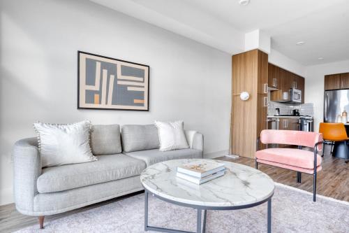 Gallery image of Redwood City 1BR w Gym WD nr Caltrain SFO-916 in Redwood City
