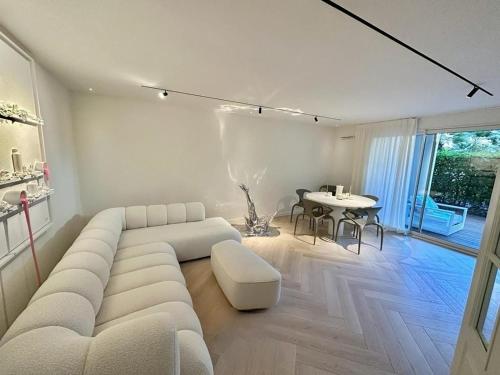 Posedenie v ubytovaní CAM0 - appartement 2 chambres en rez-de-terrasse