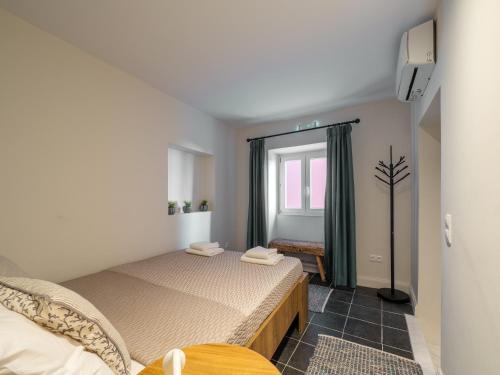 Little Corfu Town Apartment