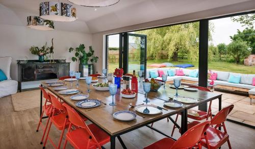Ruang duduk di Finest Retreats - Fox and Hare