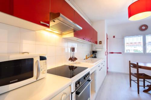Fotografia z galérie ubytovania Appartement 5 couchages dans résidence avec piscine v destinácii Biscarrosse