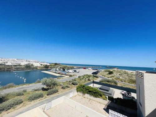 Jolie villa à 50m de la plage avec parking privé à Cap d'Agde - FR-1-723-27