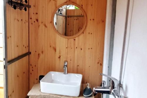 Koupelna v ubytování Happy Glamping 2