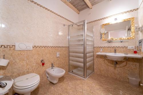 Gallery image of Borgo dei Poeti Romantik Hotel in Manerba del Garda