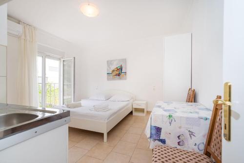 Studio Apartments Near Center