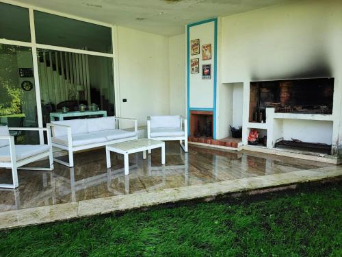 Χώρος καθιστικού στο Villa Adriana relax