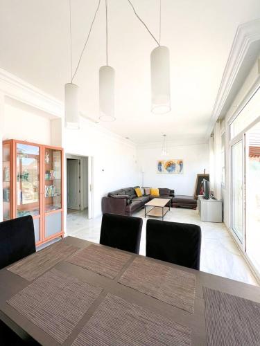 Modern three-level apartment near the sea