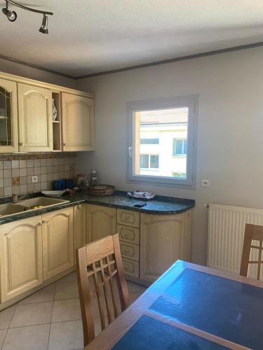 Photo de la galerie de l'établissement Bel appartement proche Monaco, à Beausoleil