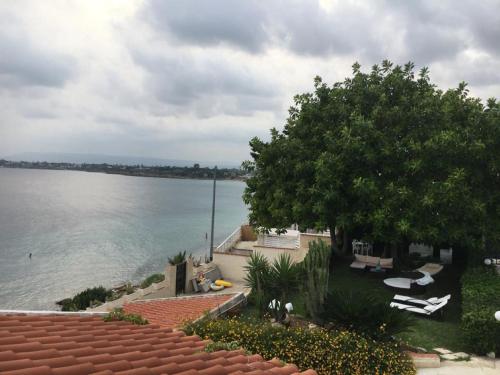 Φυσικό τοπίο κοντά σε αυτή η παραθεριστική κατοικία