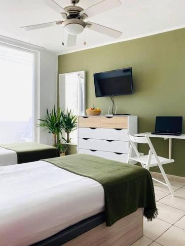 Beautiful 'Studio Verde' with Panoramic Sea Views