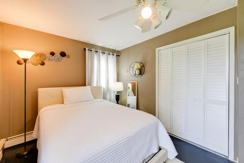 Gallery image of North Babylon Home, Near Belmont Lake State Park! in North Babylon