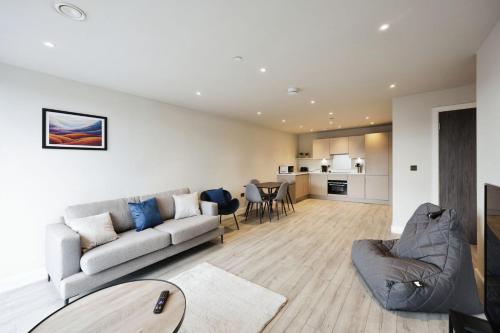 Seven Living Residences Slough - Luxury Apartments