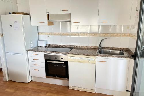 Apartment with sea views next to the beach of Mar Bella