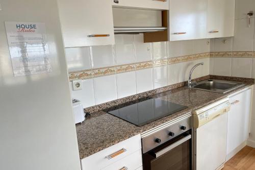 Apartment with sea views next to the beach of Mar Bella