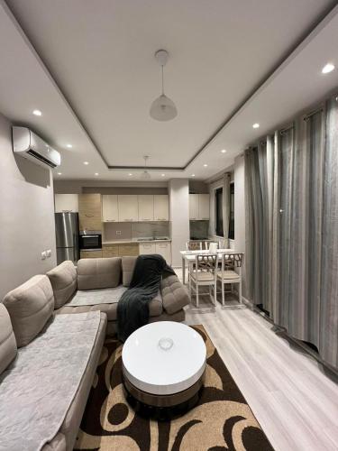 Cozy Apartments - Image 5