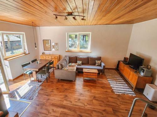 Gallery image of Dom przy Plaży Wieliszew, duży ogród i grill in Wieliszew