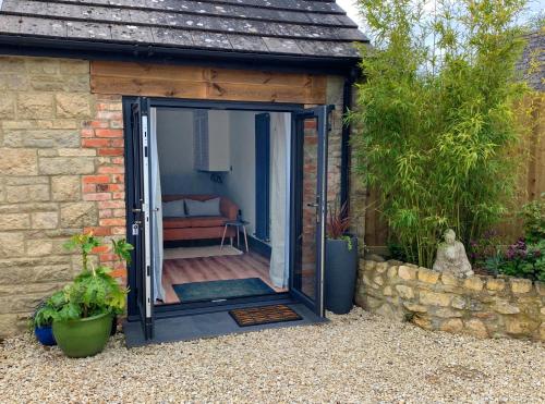 Gallery image of Hidden Well Studio in Hannington