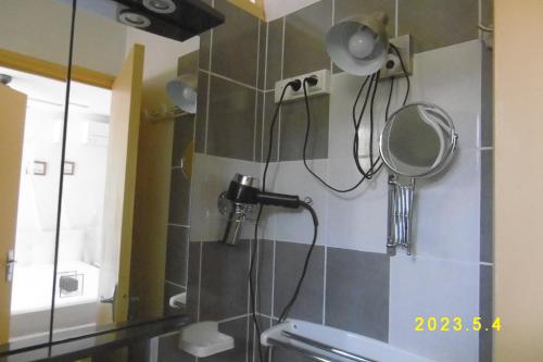 Koupelna v ubytování rez de chaussée studio climatisé dans villa