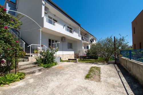 Apartment Kata