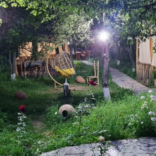 Κήπος έξω από το Mirage guesthouse