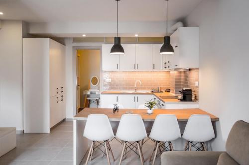 Dapur atau dapur kecil di Serenity Suites by Corfu Collection